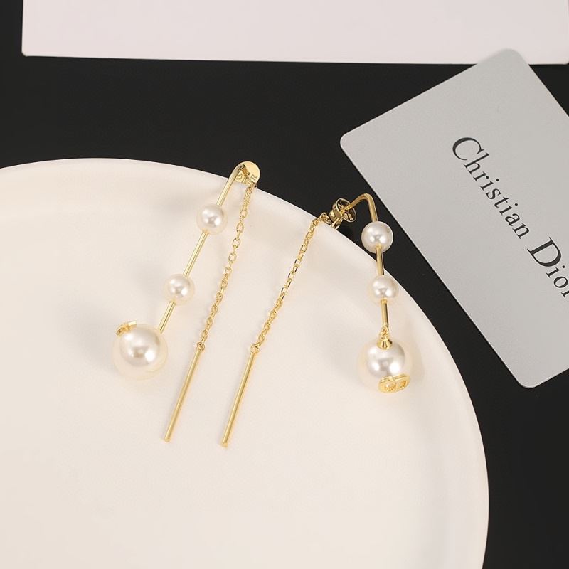 chr1st1an D10r earrings